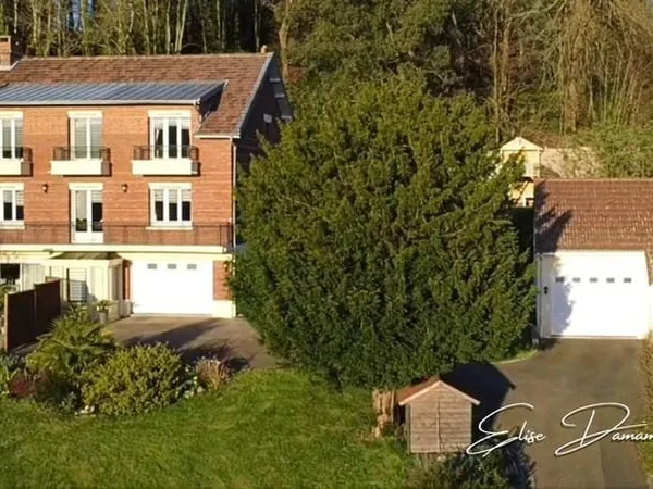 NOUVEAUTE EXCLUSIVE Sur Montivilliers- Demeure familiale avec salle de cinéma et appartement indépen