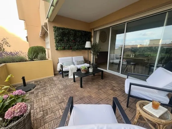 Studio Loft d'exception avec terrasse-jardin de 42 m²