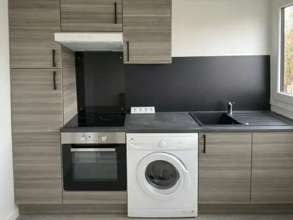 Appartement rénové 2 pièces 33 m²