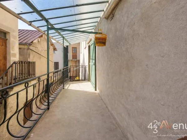 MAISON DE VILLAGE Type 4 - GENILAC LE BAS