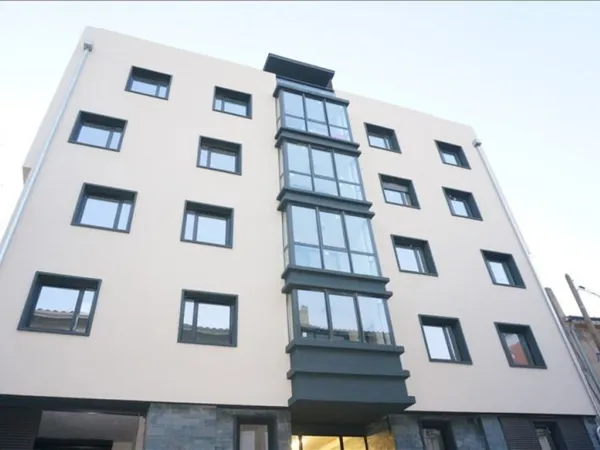 TYPE 2 RÉCENT (2016) AVEC PARKING & TERRASSE RUE ROGER RENZO / SECTEUR ROUET 13008 MARSEILLE