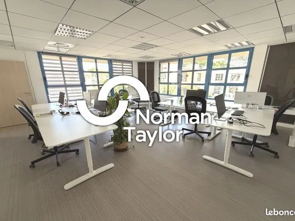 Bureaux 399 m²