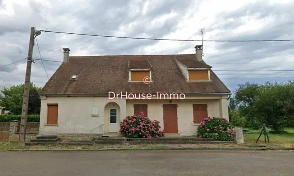 ACHAT VENTE MAISON DE 152,70 M² 4 CHAMBRES POSSIBILITE GARAGE DE 18 M² ACTUELEMENT UN ATELIER SUR UN