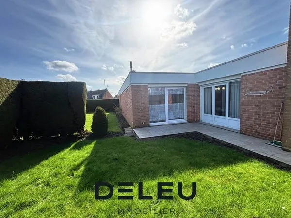PLAIN PIED DE 78 M² HAB. 2 CHS + JARDIN + GARAGE