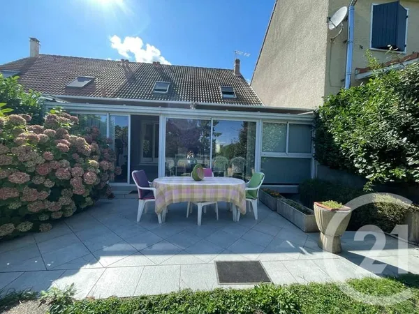 Maison 6 pièces 106 m²
