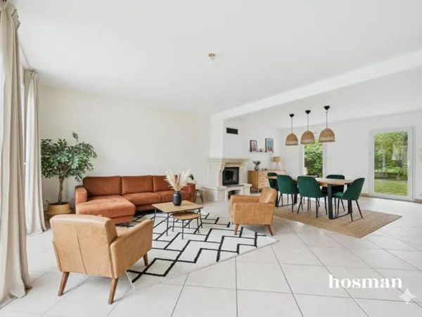 Charmante maison 4 pièces de 101 m² avec garage et jardin - Quartier Bergerie-Les Écarts, Saint-Herb