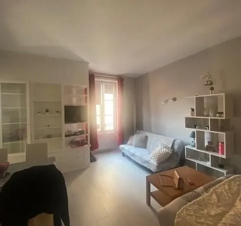 Studio 1 pièce 32 m²
