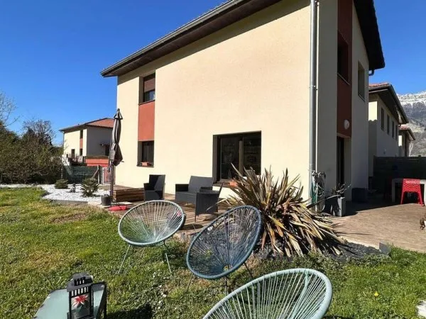Maison 4 pièces 97 m²