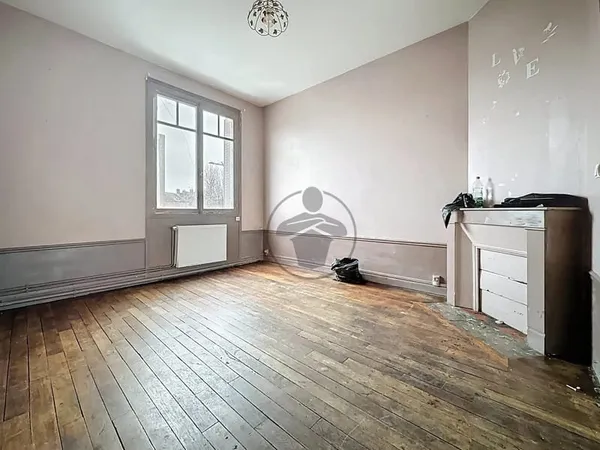 Appartement 4 pièces - 74 m² avec terrasse - Fort potentiel