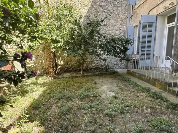 Bien immobilier de rendement Vente Coursan 3p 210m² 280000€