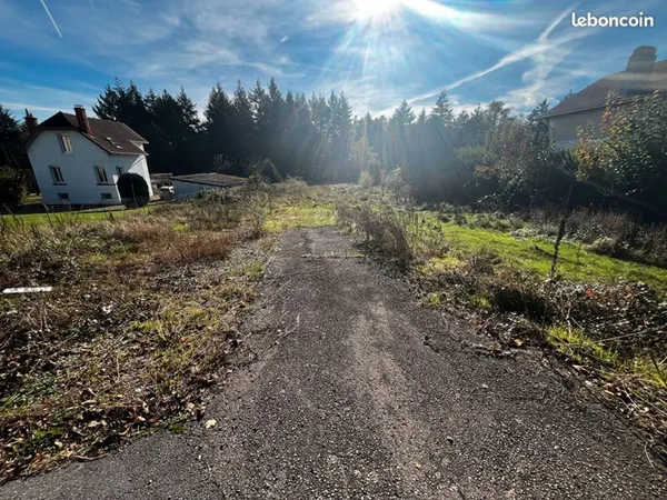 Terrain 1900 m² CHANTRAINE
