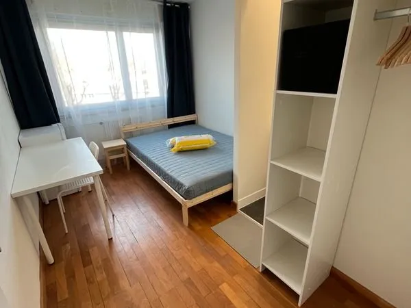 Chambres meublées en colocation sur Neudorf - Salle d'eau privative