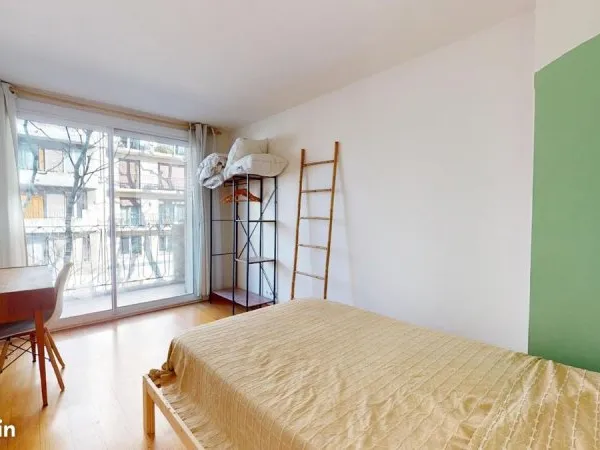 Chambre 4 pièces 72 m²