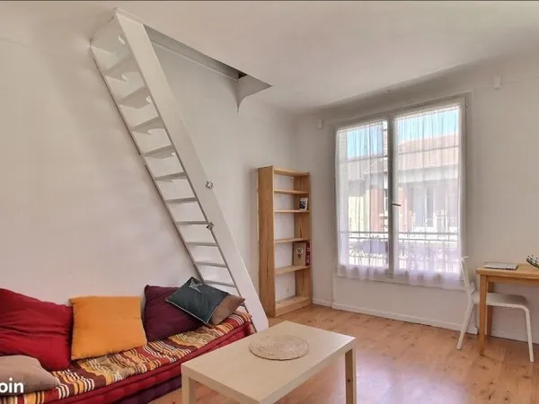 Duplex meublé lumineux proche Paris