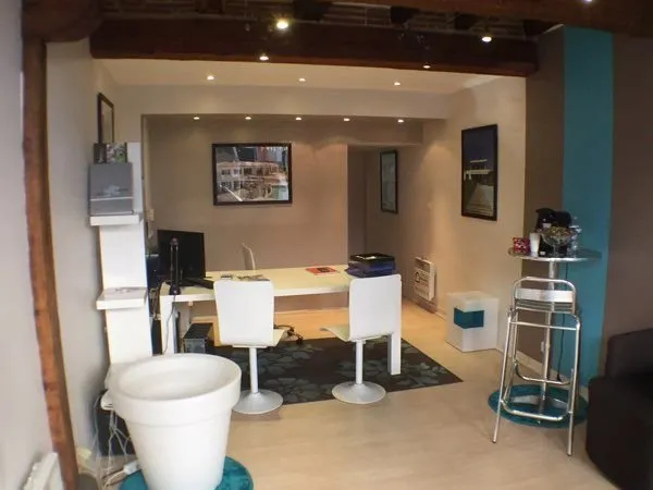 Local commercial 70 m² à louer - Centre de Revel