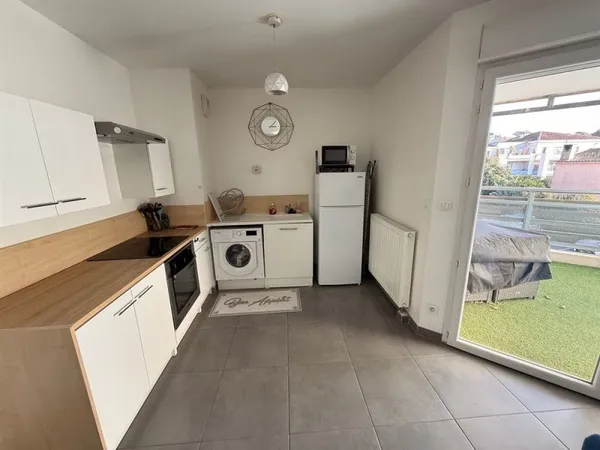 Appartement T2 avec Ascenseur et parking