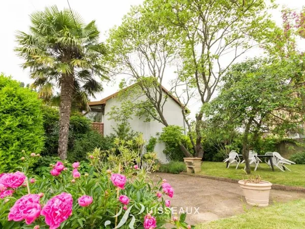 Maison 6 pièces 120 m²