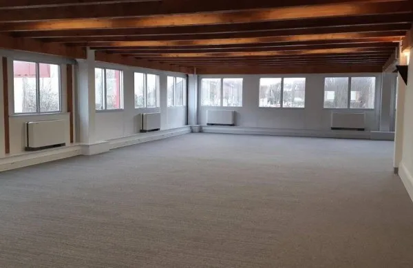 Bureaux 356 m²