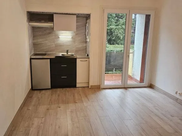 Studio 1 pièce 19 m²