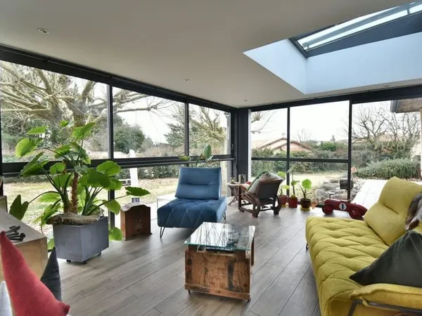 Maison 6 pièces 203 m²