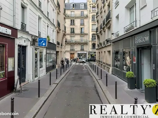 Local commercial 305 m²