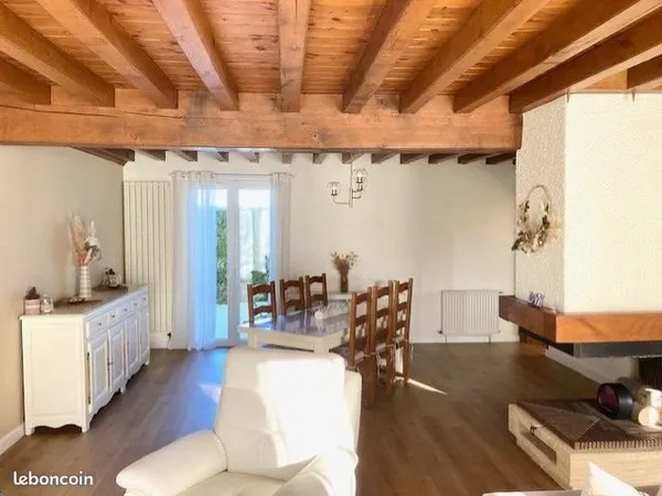 Maison 260m2 Saint-Parres-Aux-Tertres
