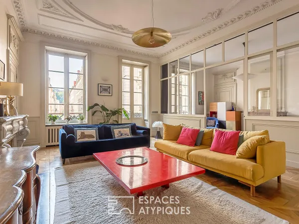 Haussmannien rénové avec balcon quartier Ainay