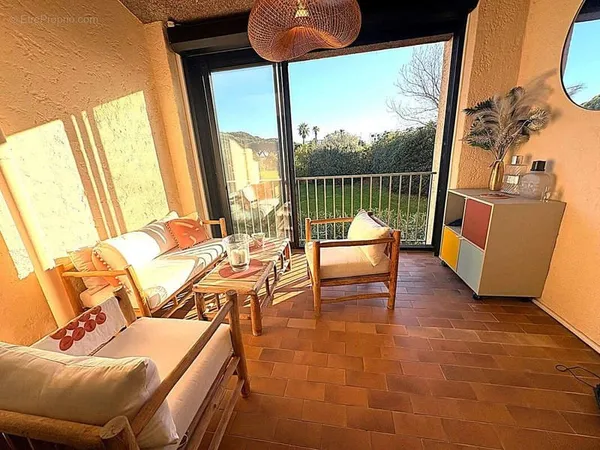 Vente appartement T1/T2 aux Marines de Cogolin à 4 km de Saint-Tropez