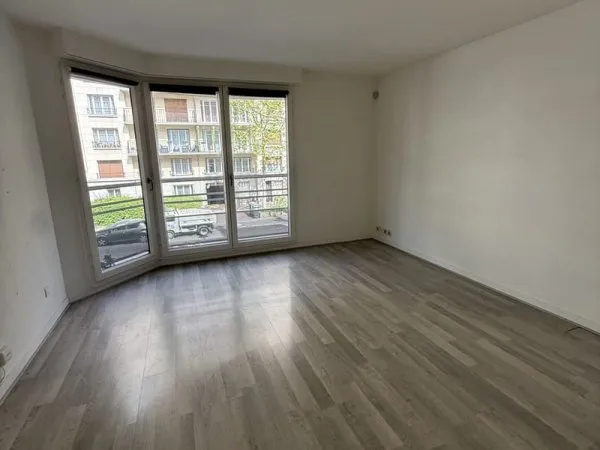 94220 CHARENTON - APPARTEMENT 2 PIECES - 1 CHAMBRE