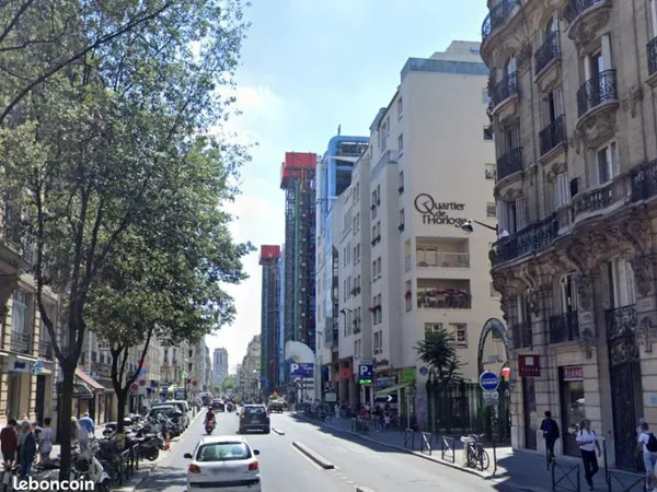 Local commercial 300 m² PARIS