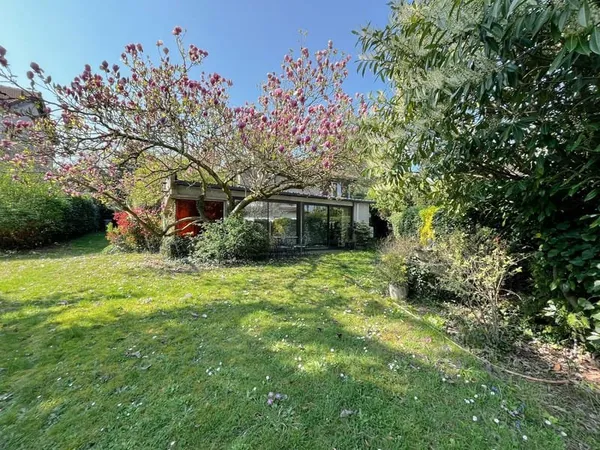 RARE Maison individuelle sur grand terrain