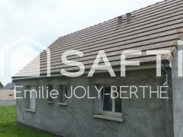 Situé entre Sablé sur Sarthe et Meslay du Maine, Maison en cours de travaux.