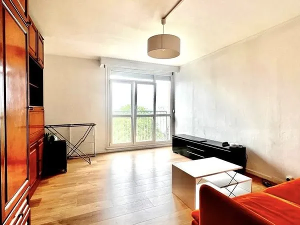Appartement 5 pièces 87 m2 sans vis à vis