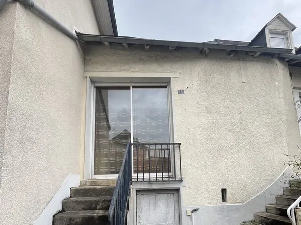 Maison de bourg de 2 pièces principales