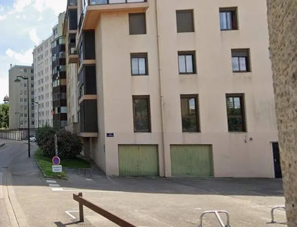 Parking 11 m²