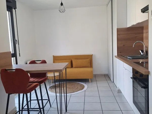 Loue meublé 28m² lyon 9