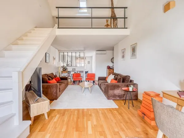 Appartement avec terrasse proche du port
