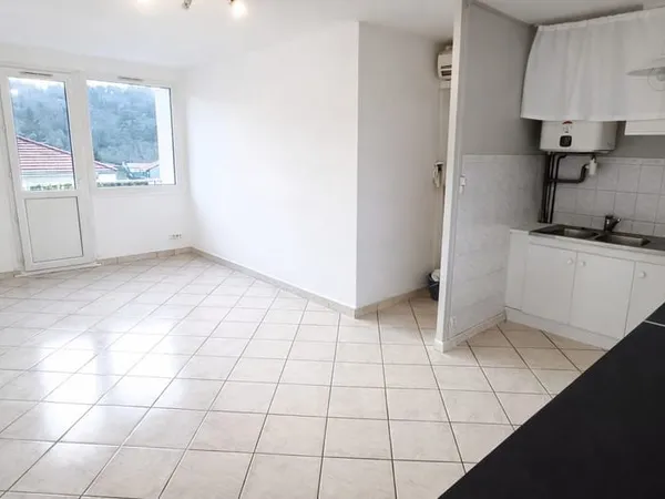 Appartement sans travaux à prévoir avec jardin privatif
