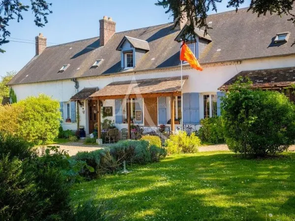 Maison 12 pièces 236 m²