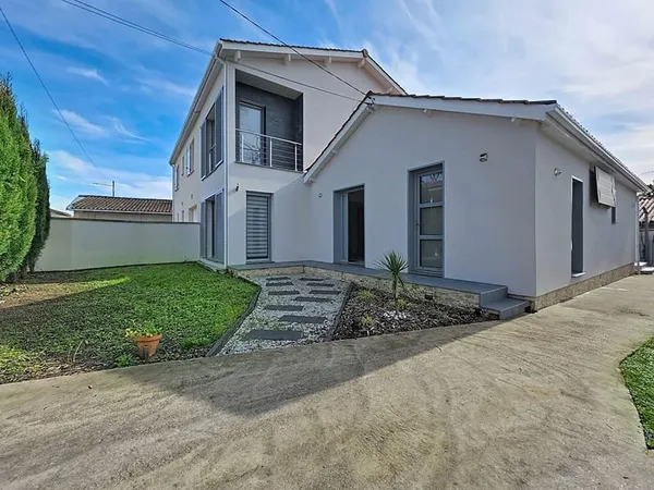 Maison Blanquefort 6 pièces 125 m2