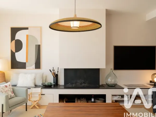 Maison 6 pièces 205 m²