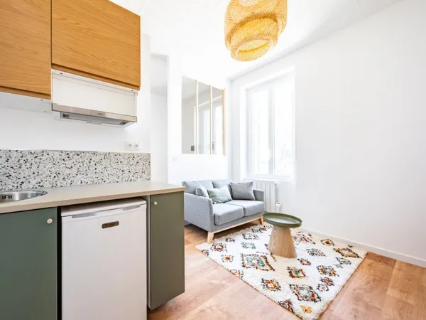 Appartement studio rénové - Secteur Facultés