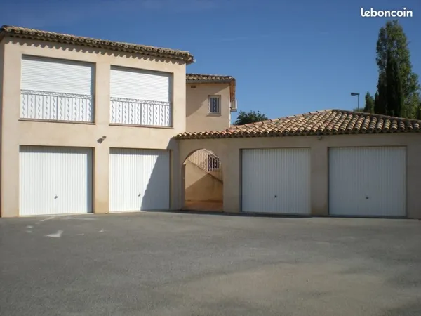 Stationnement Location Grimaud   276€