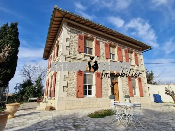 Maison Montcalm 6 pièce(s) 200 m2