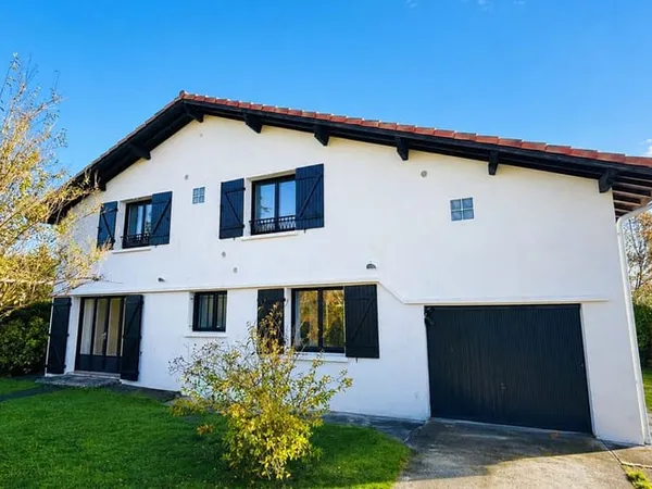 Maison 7 pièces 162 m²