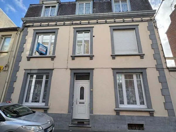 Maison de ville à Givet