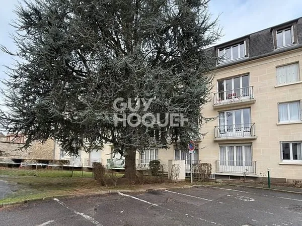 A 7 mn du centre ville COMPIENGE - Appartement 3 pièces - PARIKNG/CAVE