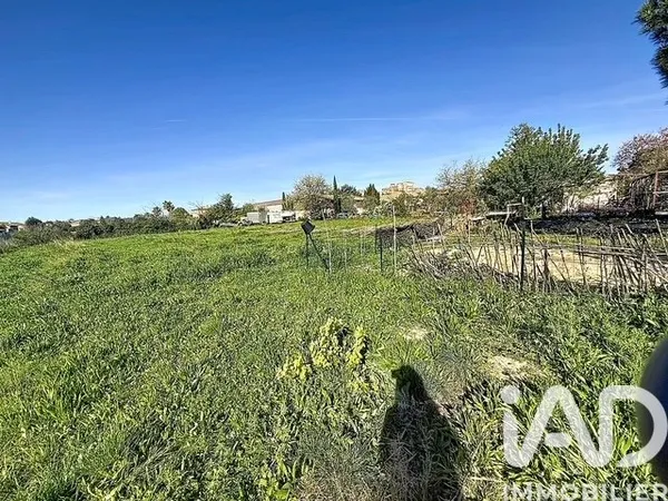Terrain 2480 m²