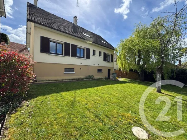 Maison 8 pièces 146 m²