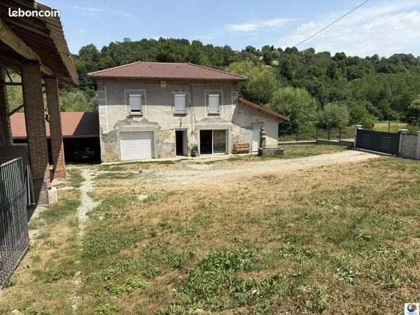 Propriété 4 pièces 130 m²
